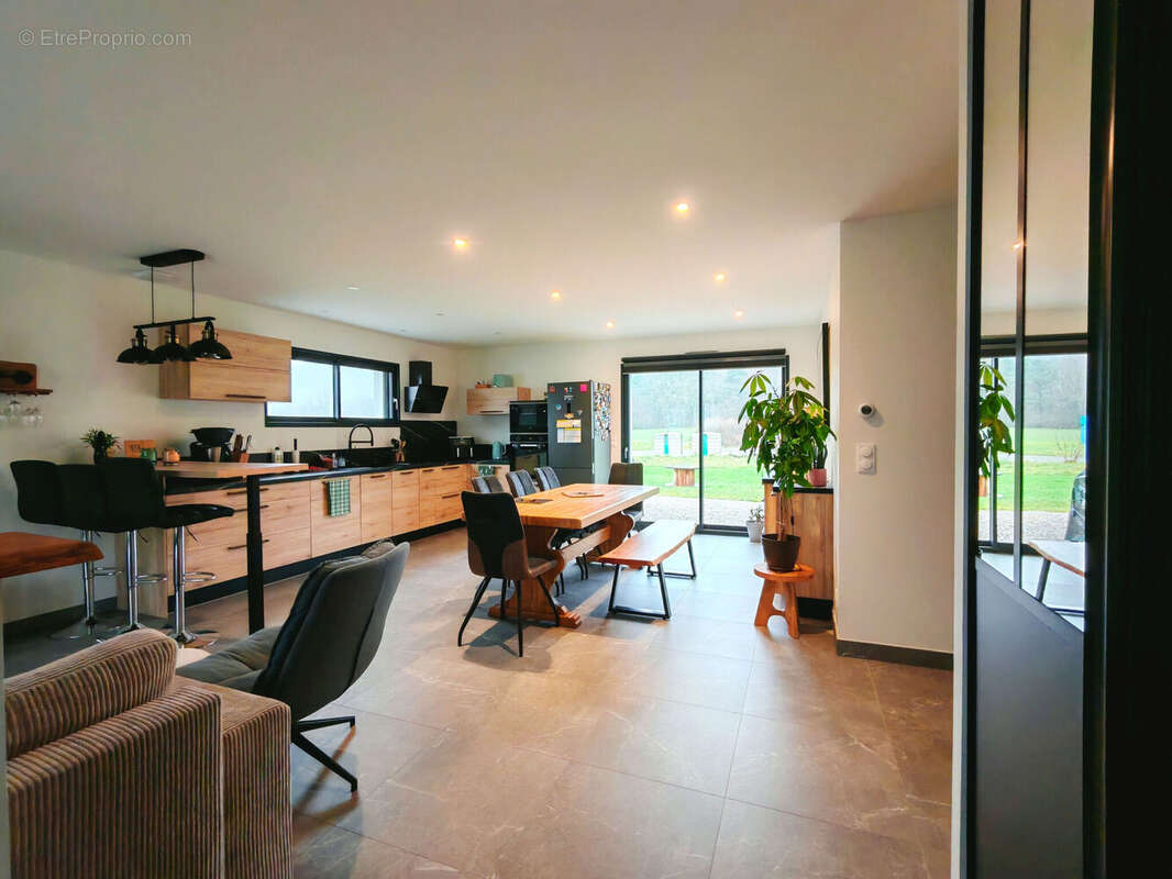 Photo 5 - Maison à ROULANS