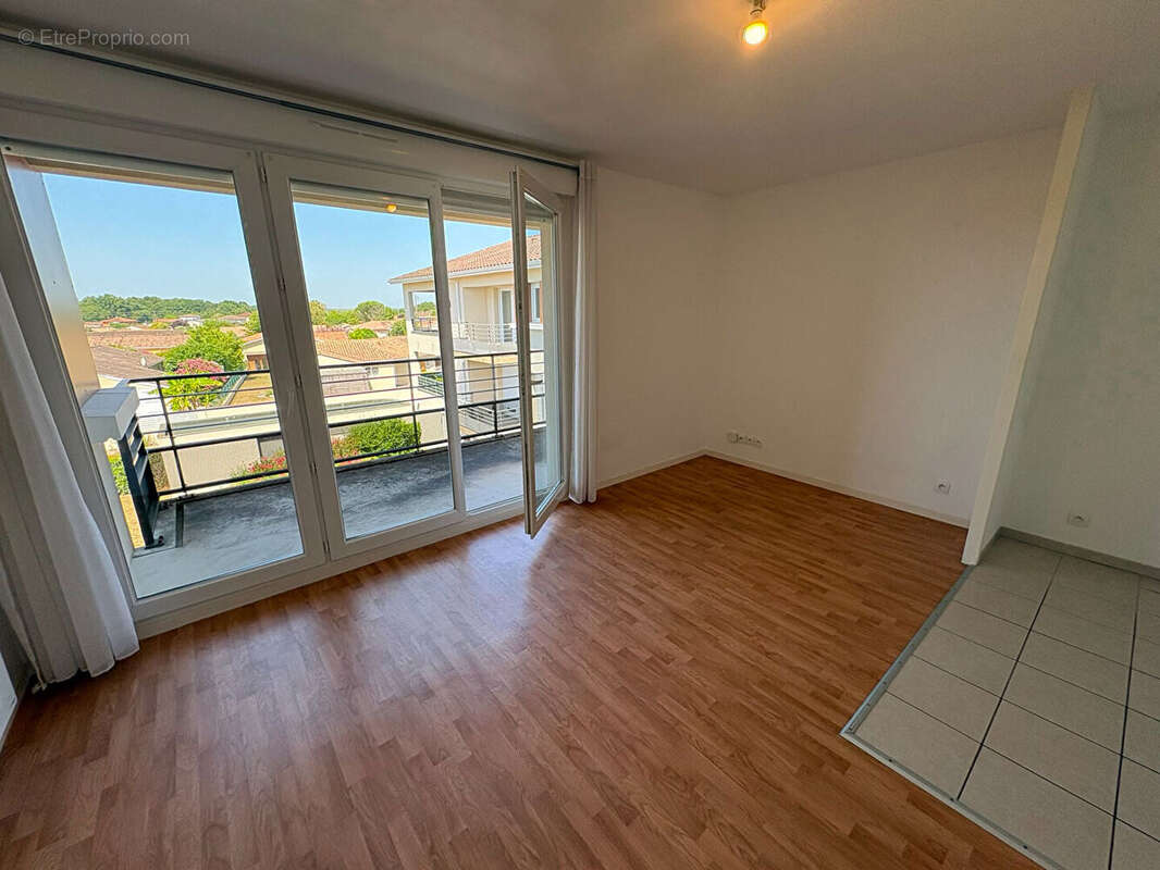 Appartement Saint Andre De Cubzac 2 pièce(s) 40 m2 - photo 4