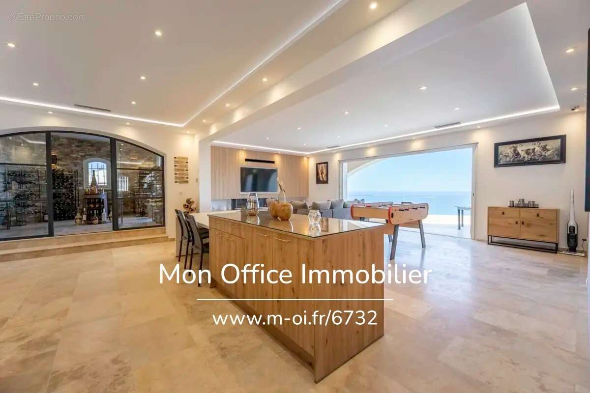 Référence : 6732-JDO. - Villa d’exception avec vue mer panoramique aux Issambres - photo 12