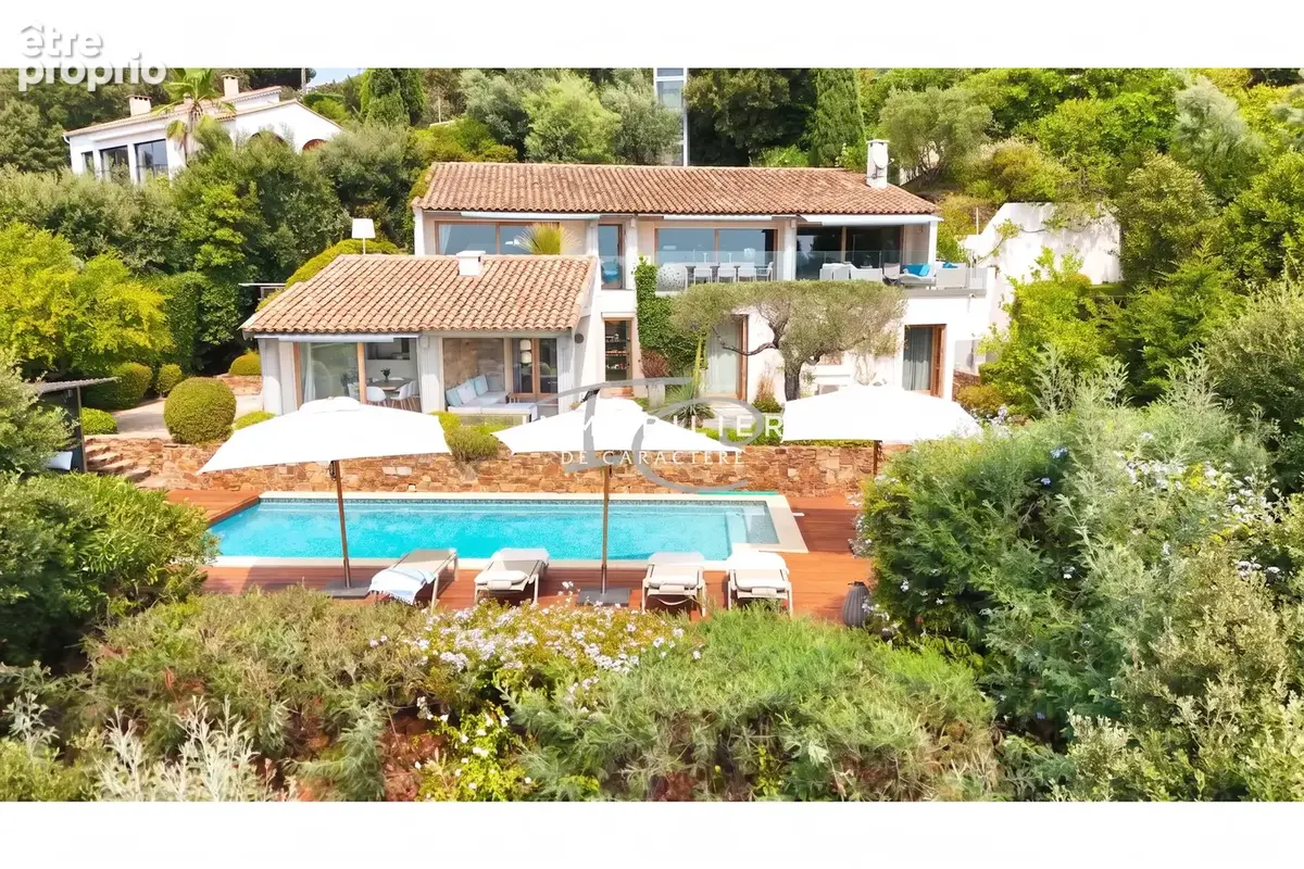 Maison 173 m² à vendre à La Croix-Valmer (83420) - photo 3