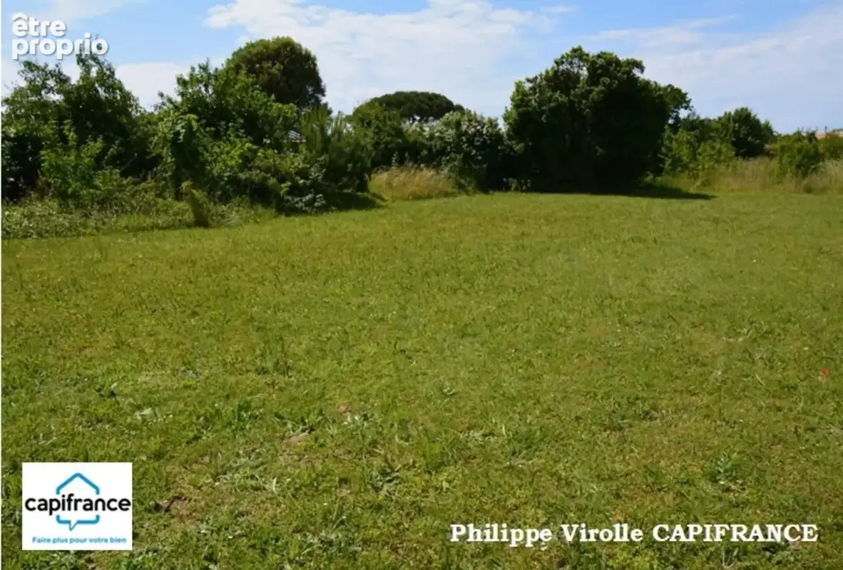 Photo Terrain à Saint-Pierre-D'oleron au prix de 118 000€