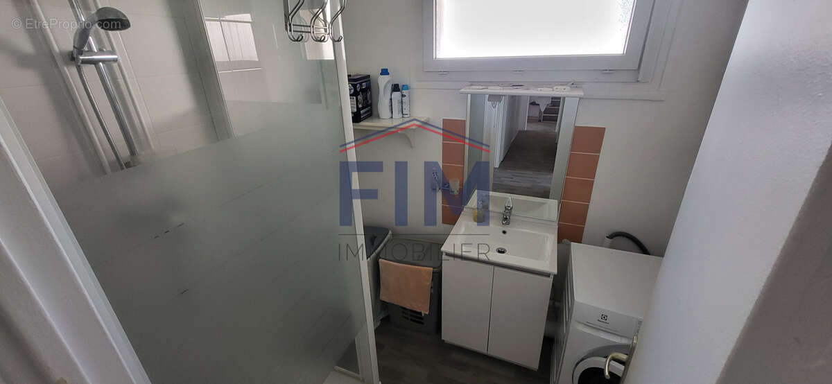 Appartement à GREGES