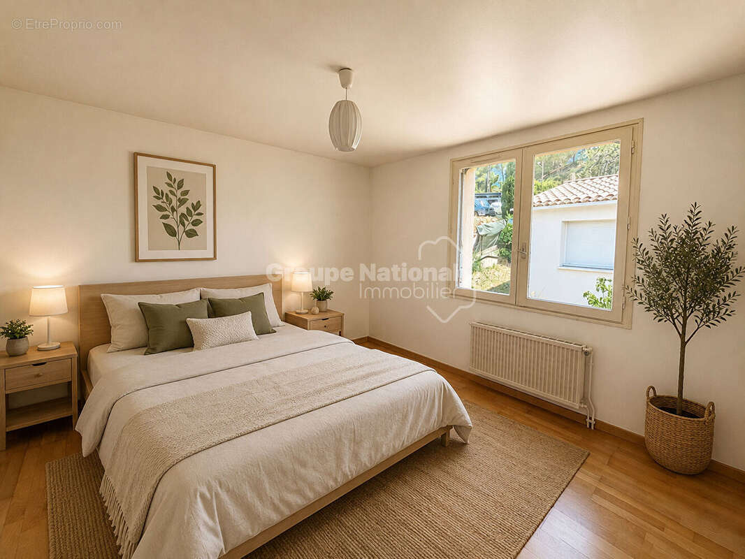 ENSUES LA REDONNE: Villa de type 6 de 142 m2 sur un terrain de 1066 m2. - photo 6
