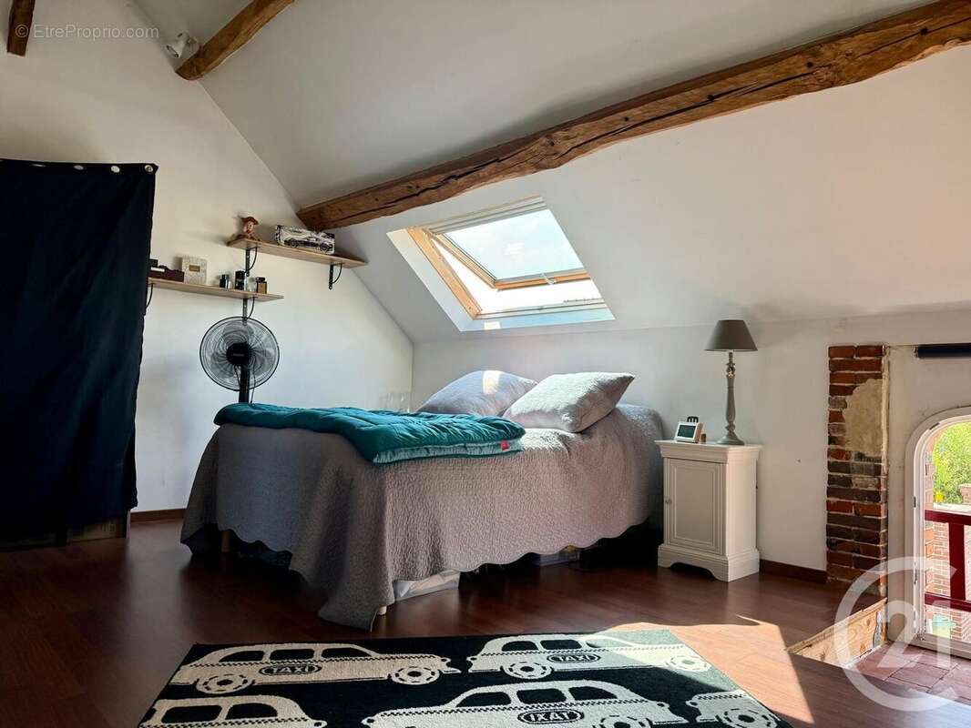 Maison à VERT-EN-DROUAIS