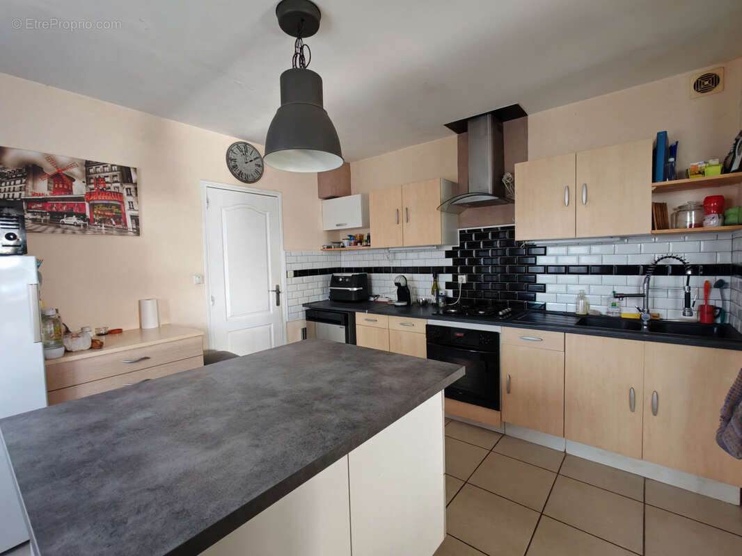 Maison à LA ROUXIERE