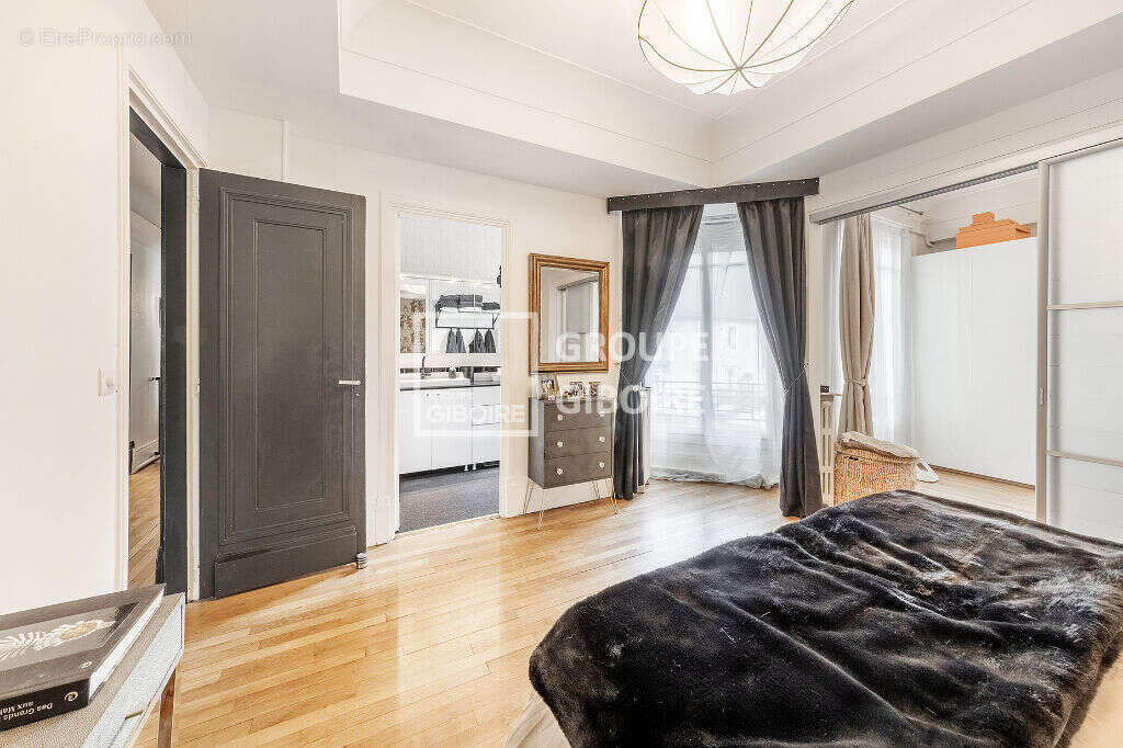 À VENDRE - AGENCE GIBOIRE - Appartement Rennes 5 pièces 156 m² - photo 7