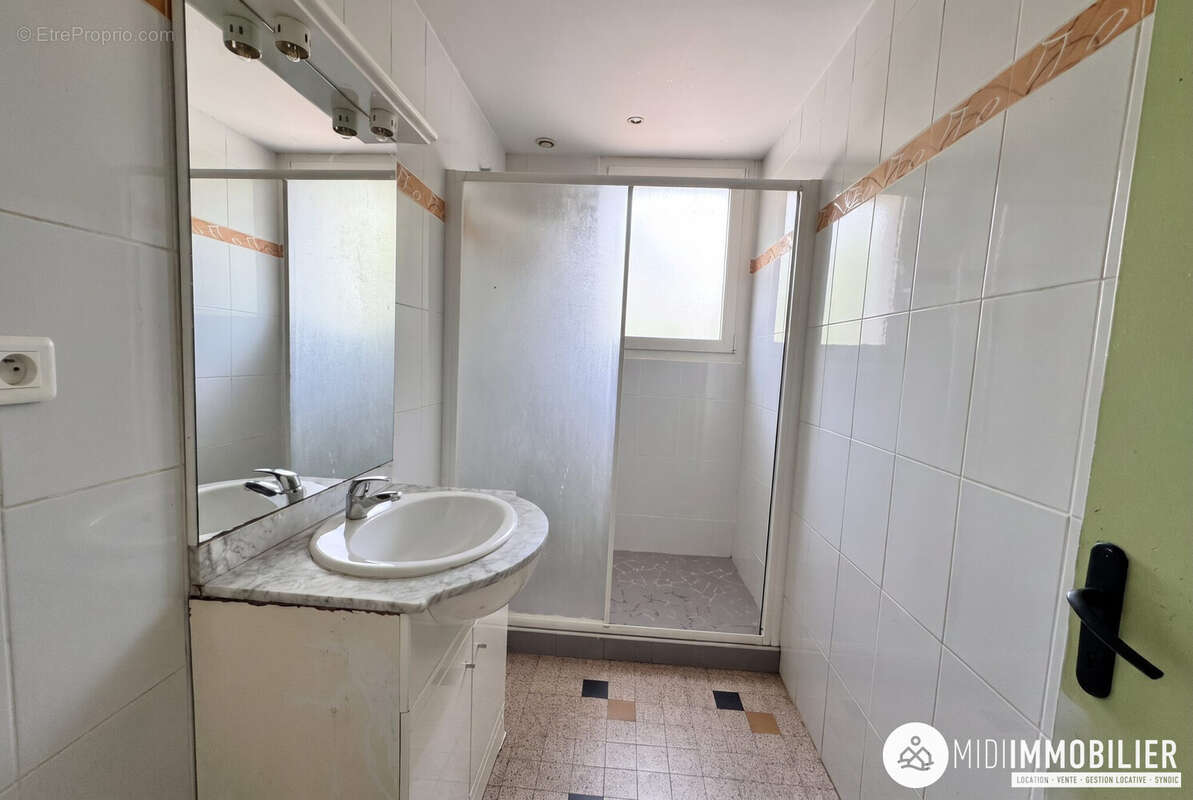 Maison 75 m² à Saint-Juery  - photo 9