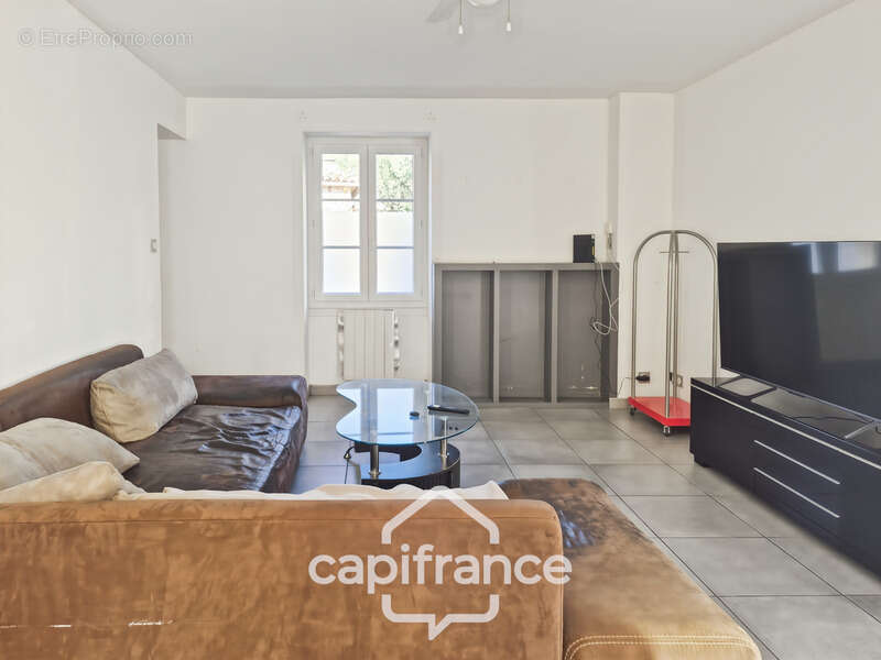 Maison à MONTFAUCON