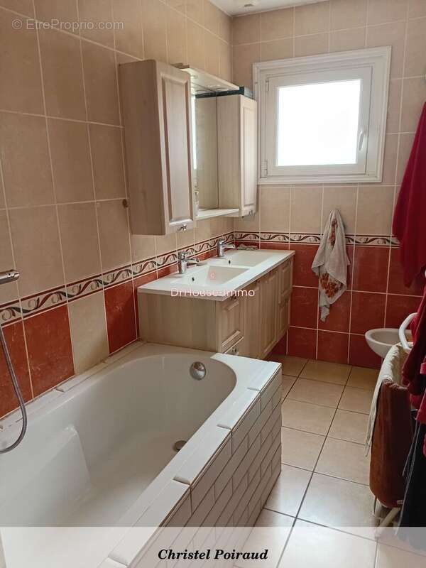 Maison à SAINT-ANDRE-DE-CUBZAC