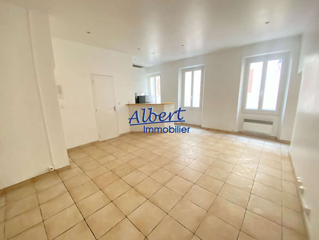 Appartement à OLLIOULES