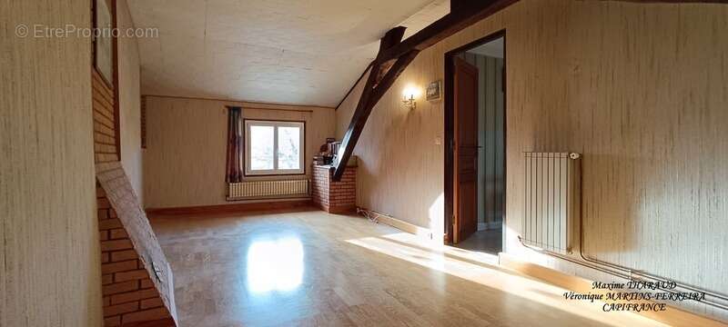 Maison à MASSAY