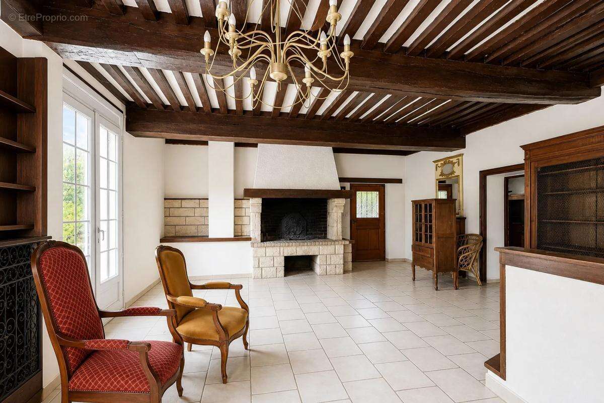 Maison de 326 m² avec charme historique à Turretot - photo 4