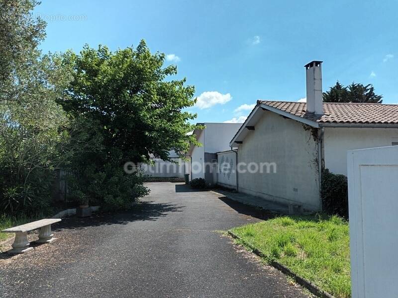 Maison à BLANQUEFORT