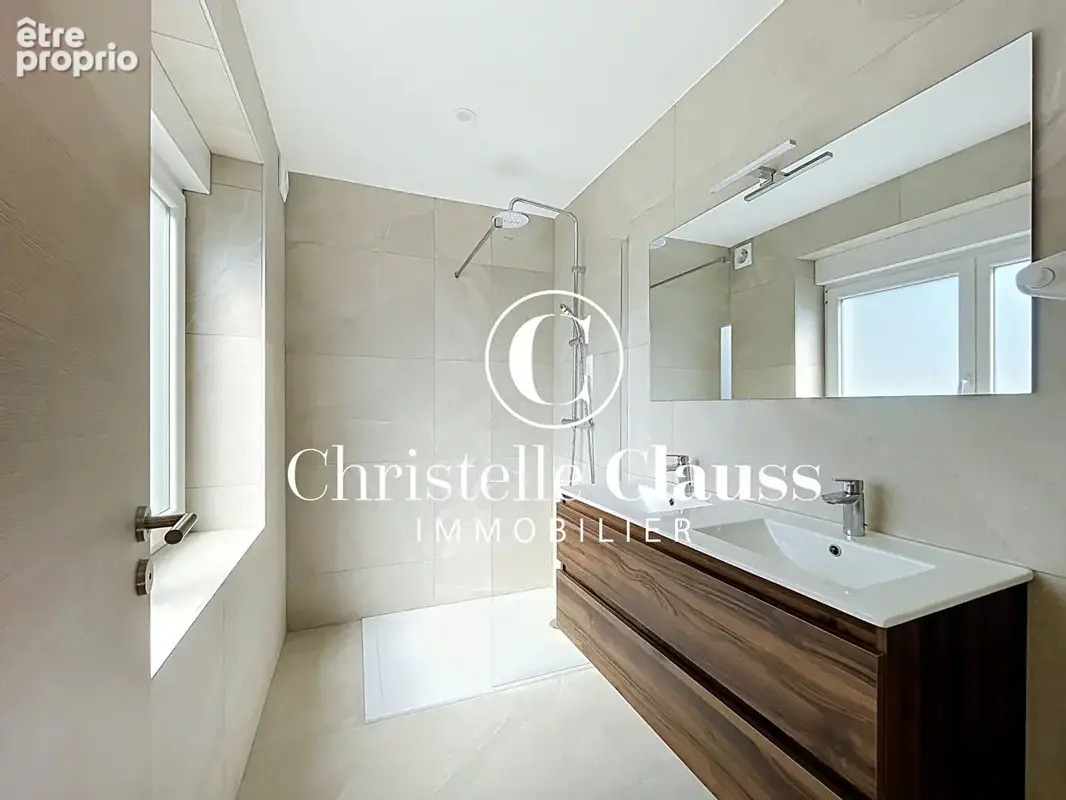 Magnifique appartement 130 m² rénové à neuf ? 3 chambres, suite parentale & balcons - photo 12
