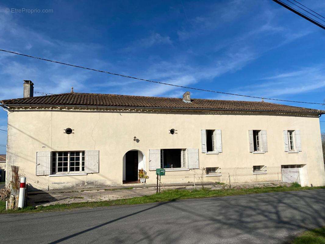 Maison à SAINT-PEY-DE-CASTETS