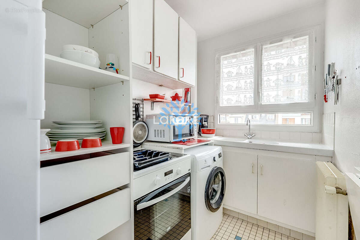 Appartement à PARIS-12E