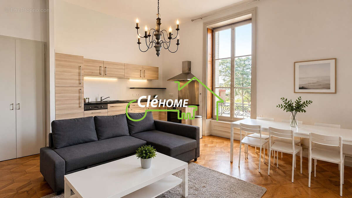 Appartement à EVEUX
