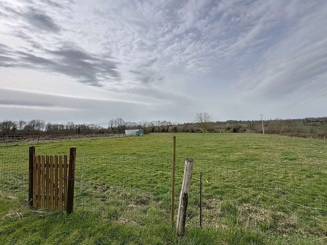 Maison à CASTILLON-EN-AUGE