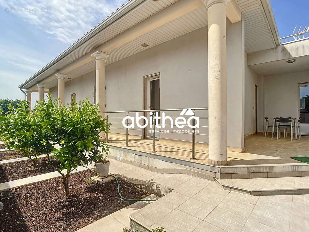 Maison à PUISSALICON