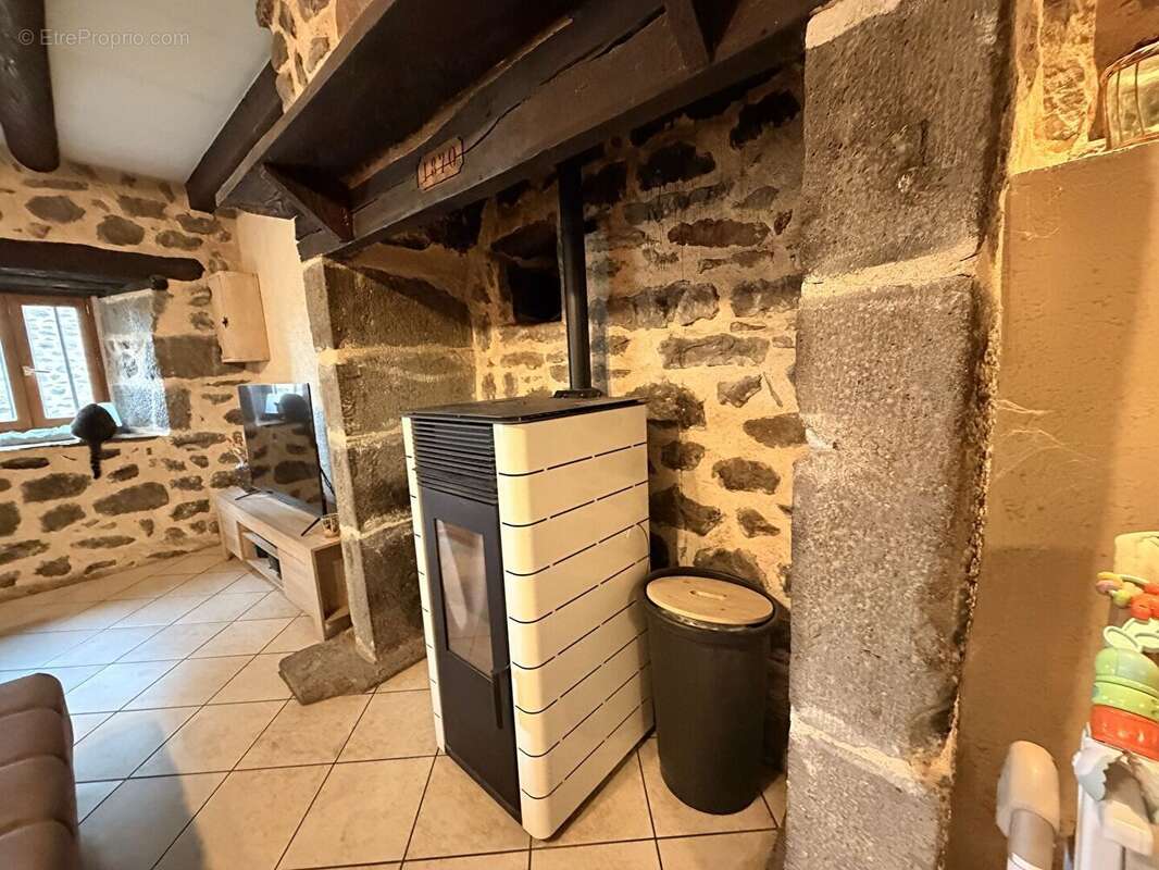 Maison à VALUEJOLS