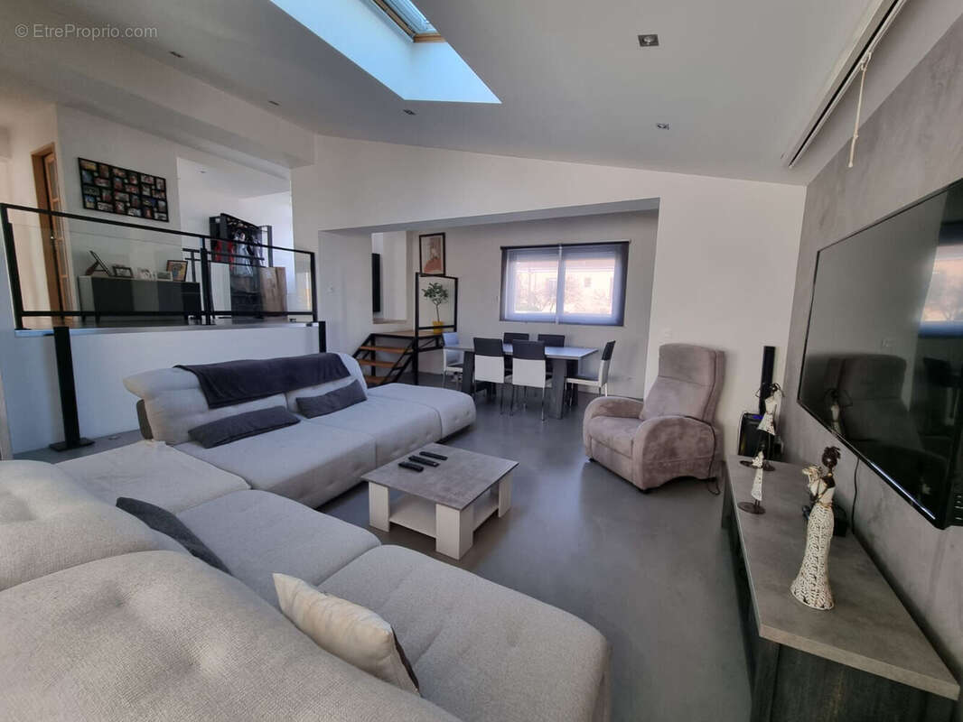 Photo 2 - Maison à GUEUGNON