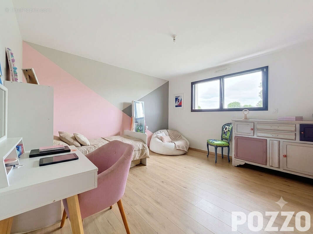 A vendre: Maison contemporaine à Quettreville Sur Sienne- à 8 kms de la mer- sans aucun voisinage - photo 13