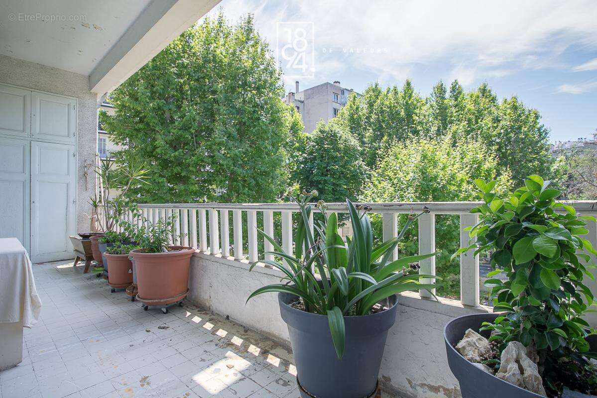 Appartement à MARSEILLE-8E