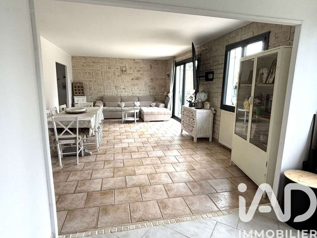 Photo 4 - Maison à SAINT-LEU-D'ESSERENT