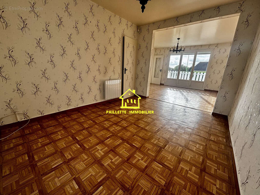 Maison à MONTIVILLIERS