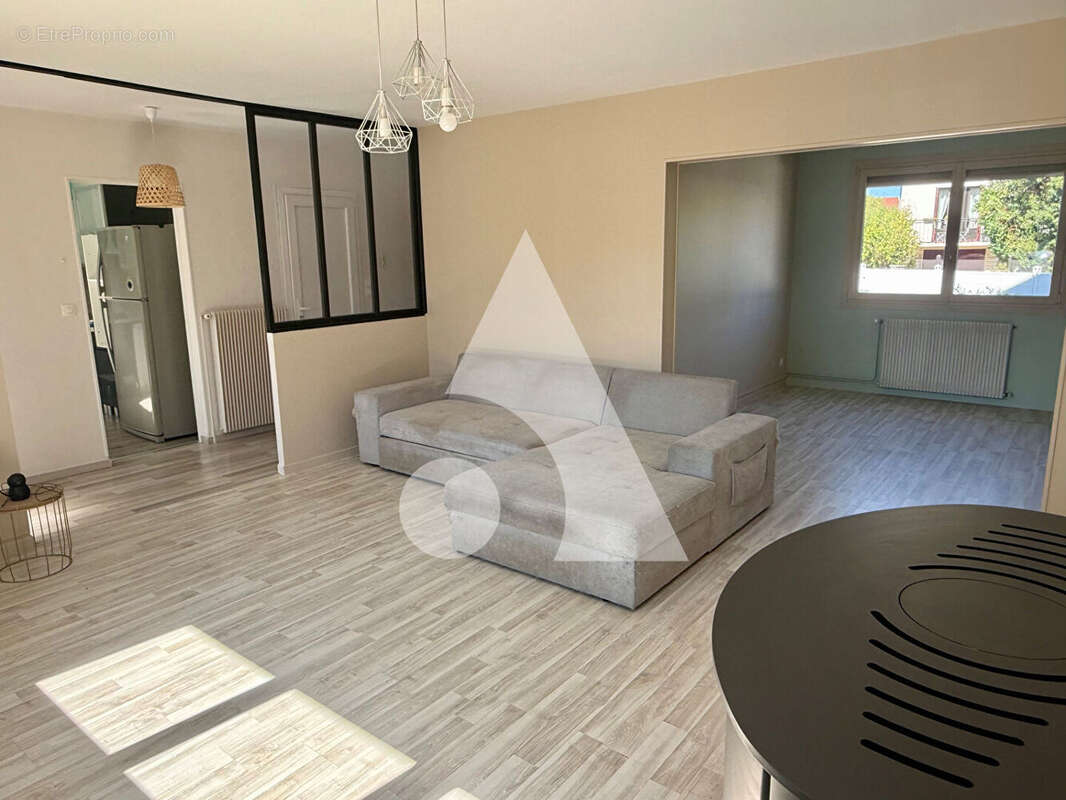 Maison à CONTRISSON