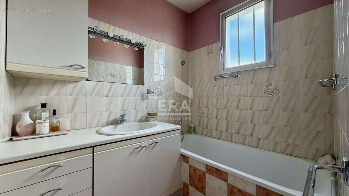 Maison plain-pied 5 pièces à viry-châtillon avec sous-sol et jardin sans vis-à-vis - photo 11