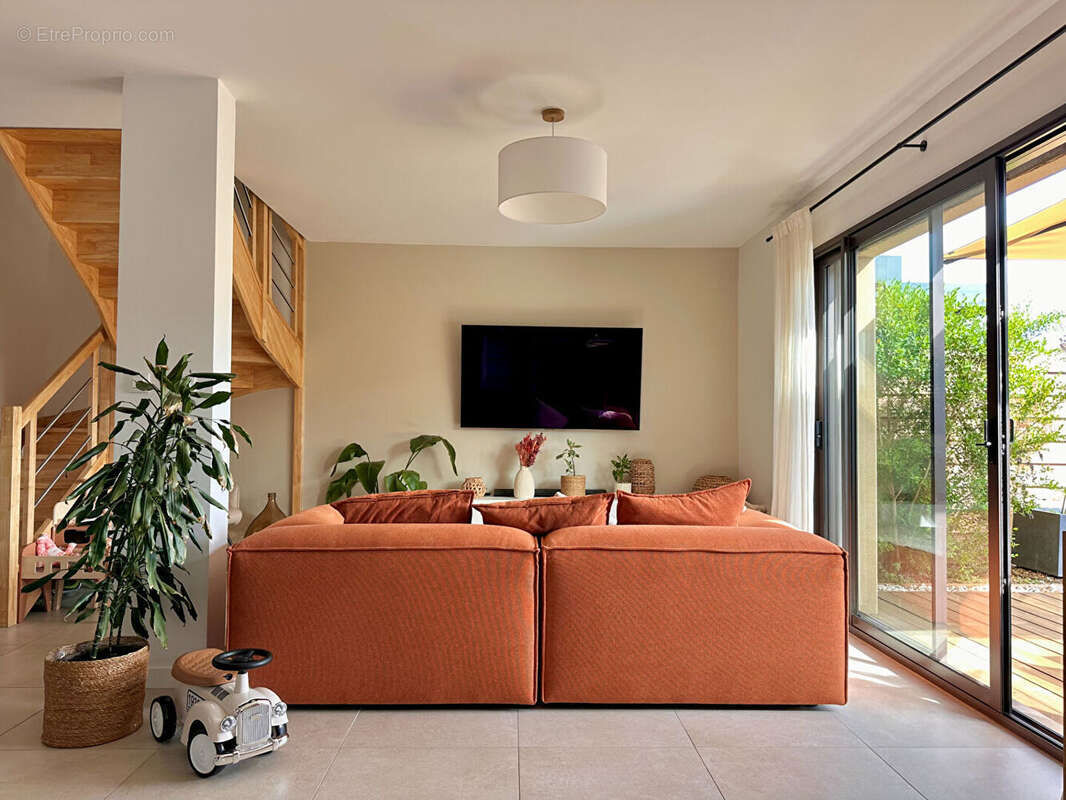 Appartement à LIERGUES