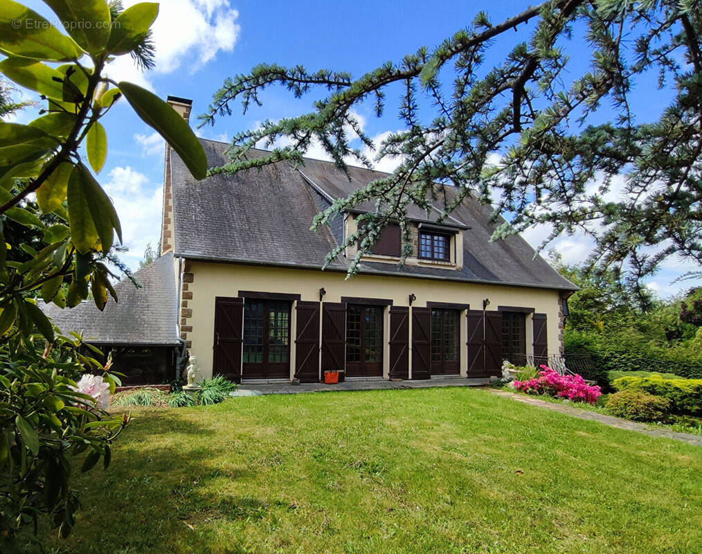 Maison à ISIGNY-LE-BUAT