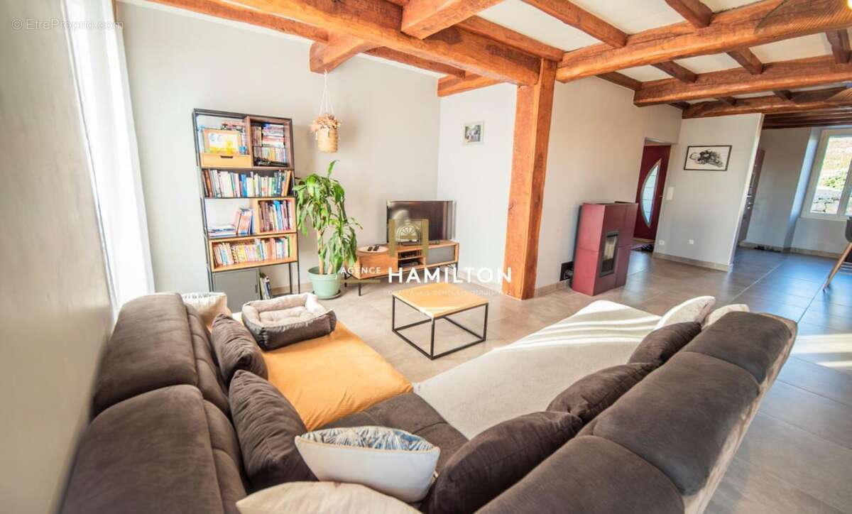 Maison à SAINTE-CROIX