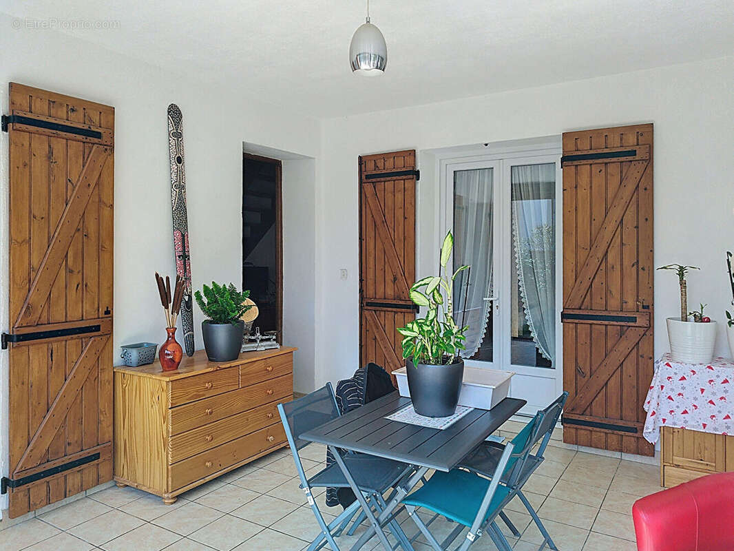 Maison à SAINT-GENIES-DE-COMOLAS