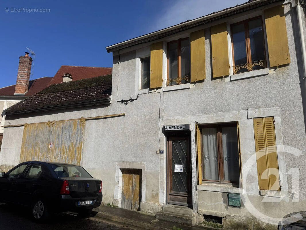 Maison à BAZARNES
