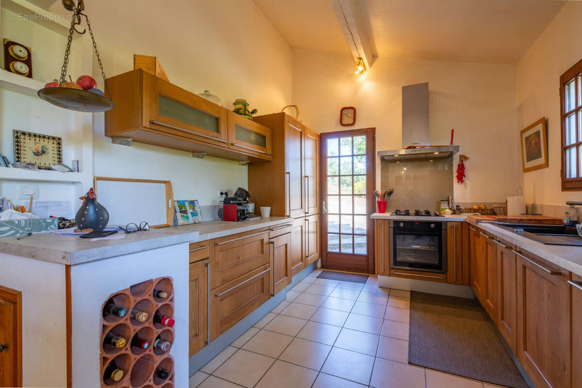 Maison à PLAN-DE-LA-TOUR