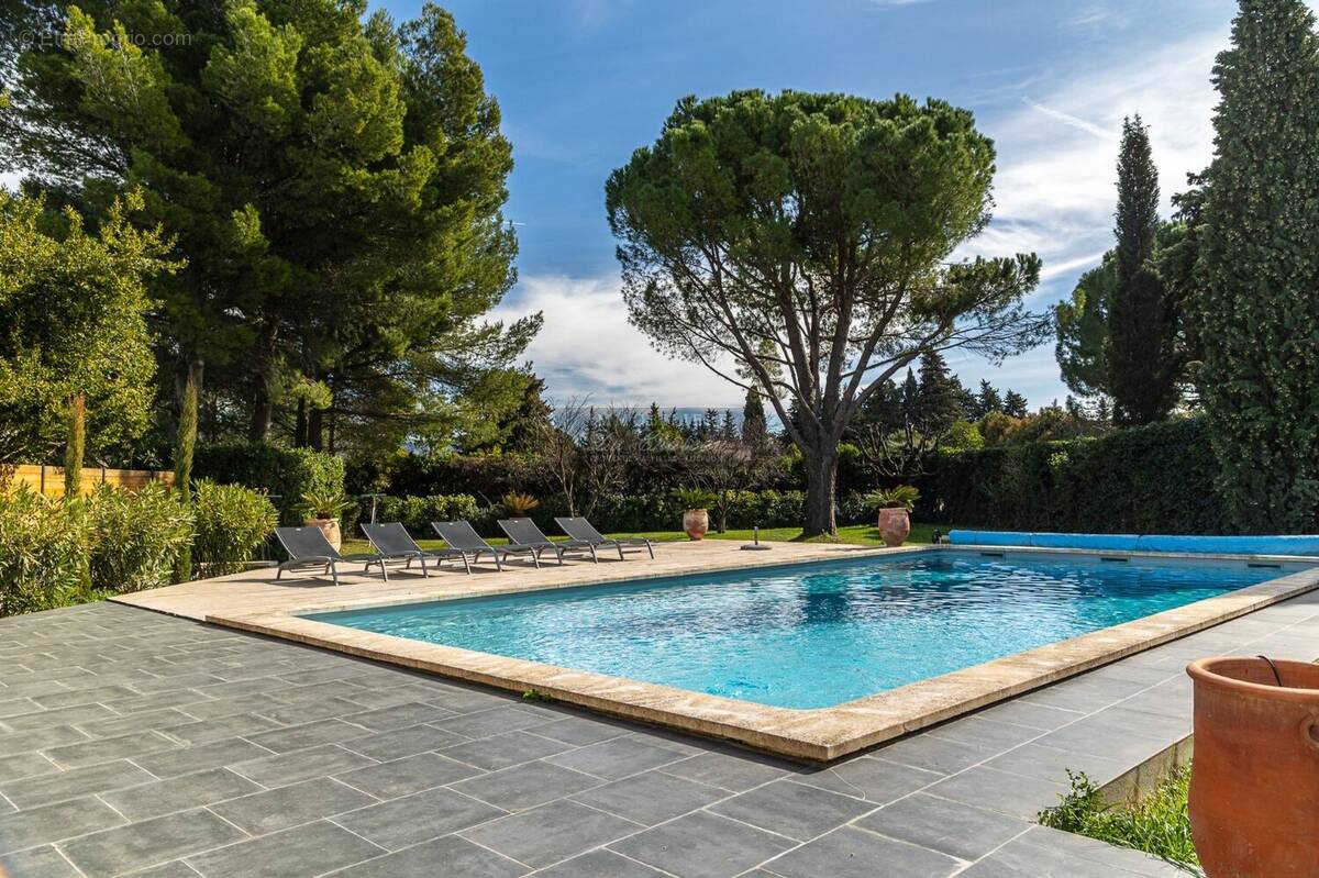 Maison à CHEVAL-BLANC