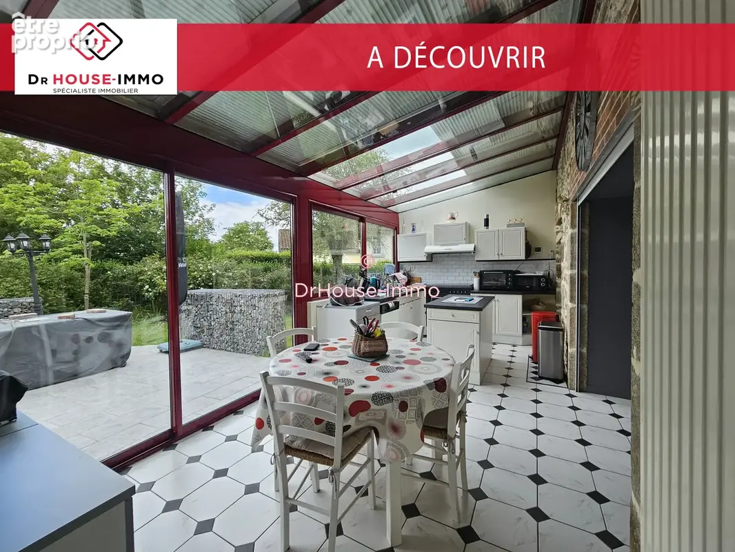 Maison 4 pièces 95 m² à vendre à Parthenay (79200) - photo 9