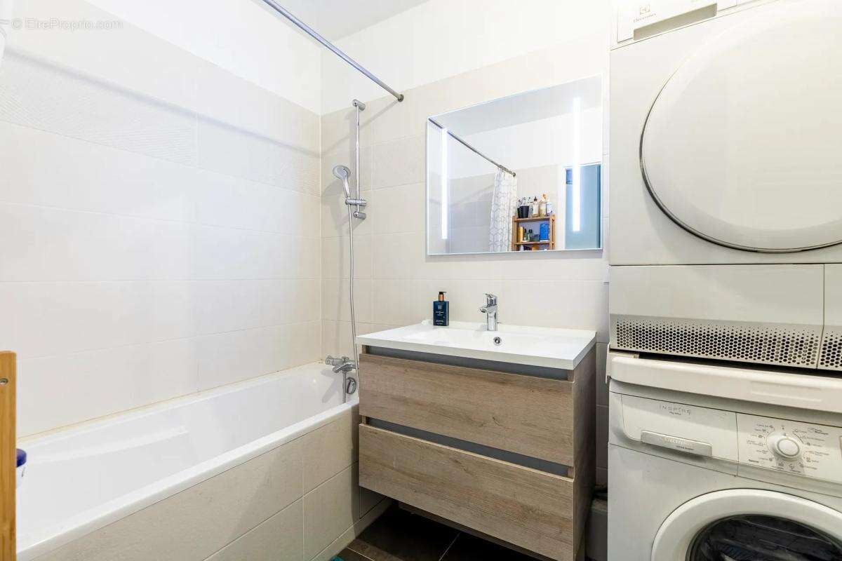 Appartement à CLICHY