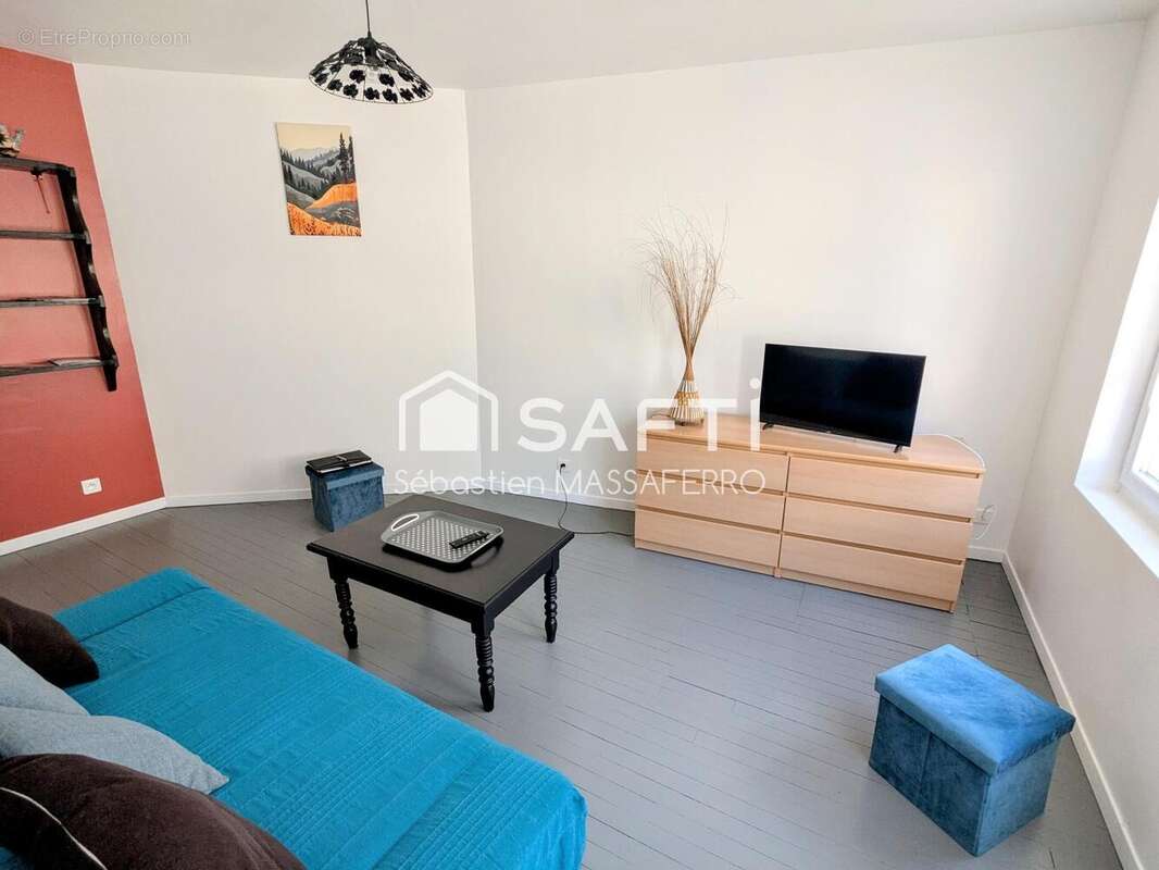 Appartement 108 m² à Cosne-Cours-Sur-Loire  - photo 3
