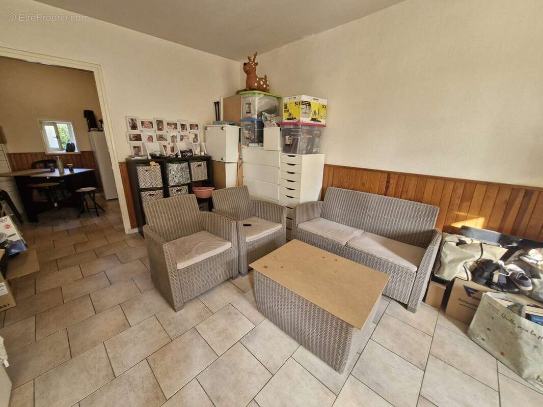 Appartement à LES BORDES