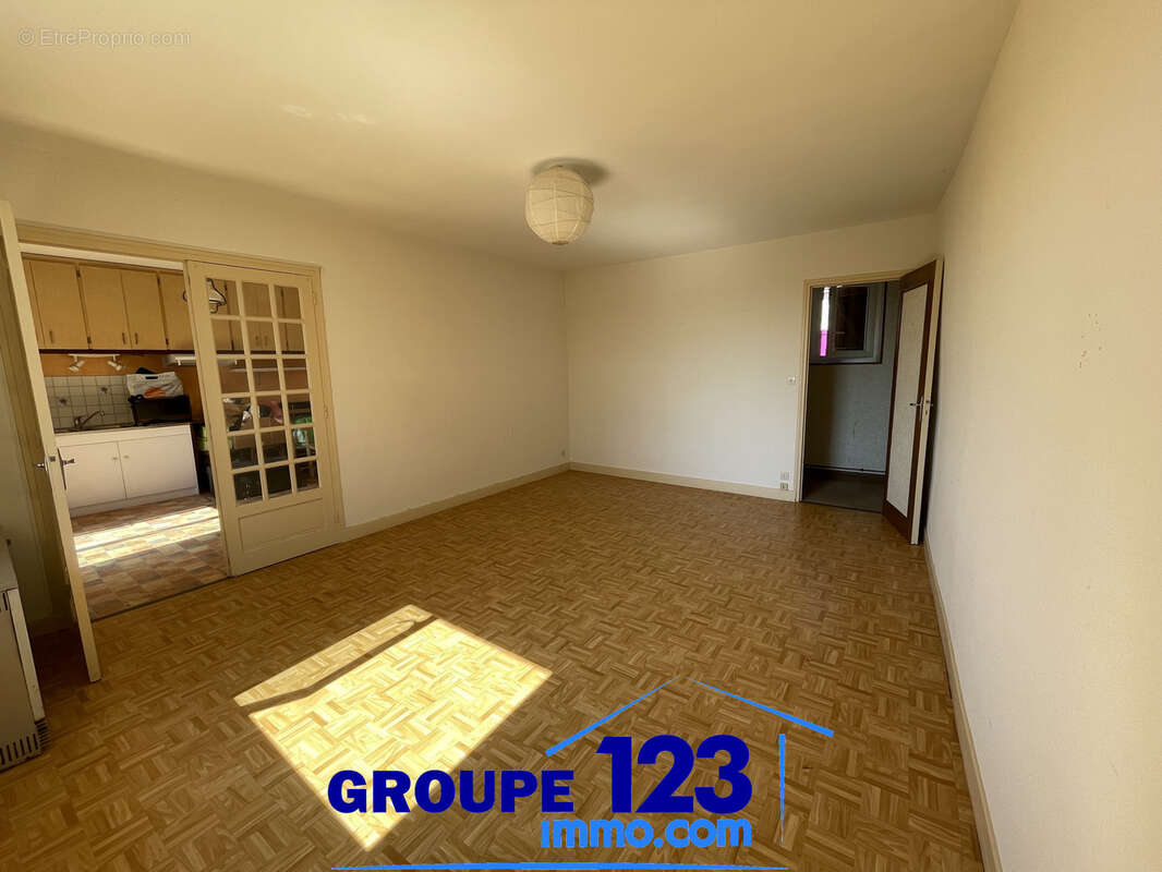 Maison double sur les hauteurs de Clamecy (58) de plus de 180 m2 - photo 12