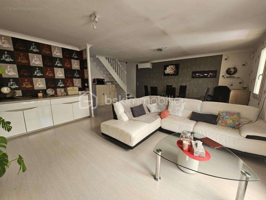 Maison à BRIE-COMTE-ROBERT