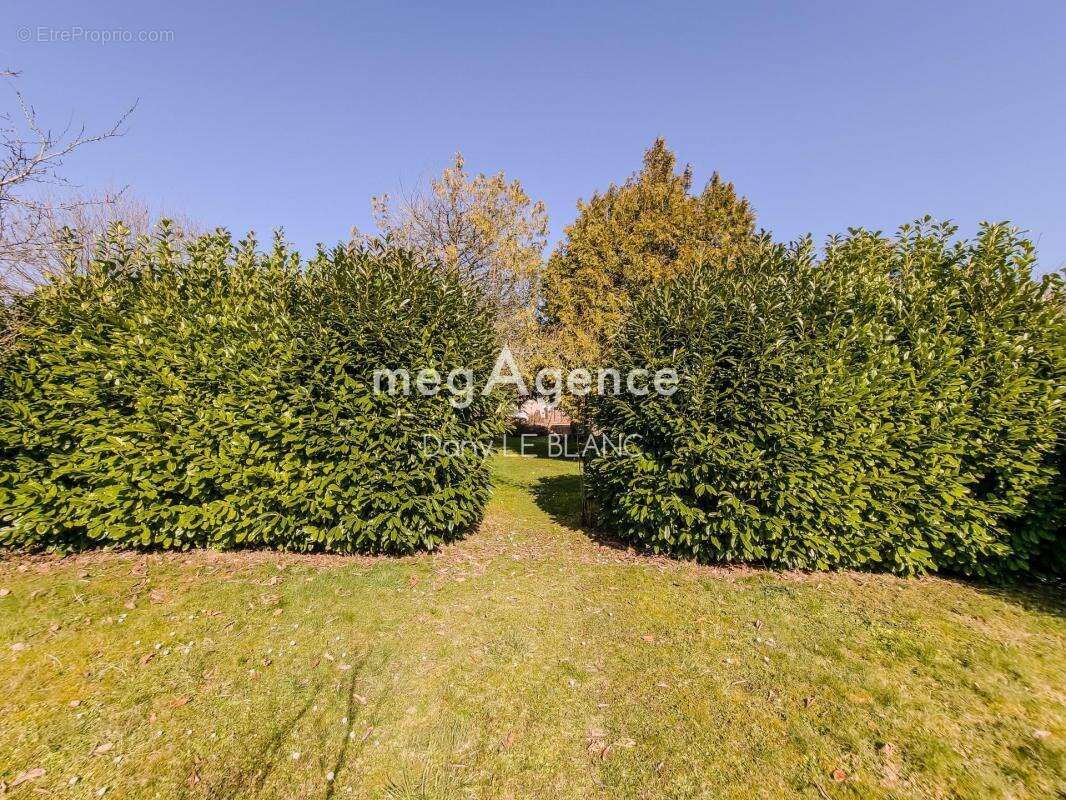 Maison à MAINVILLIERS