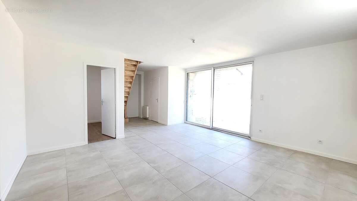 Maison 108 m² à Sens-De-Bretagne  - photo 3