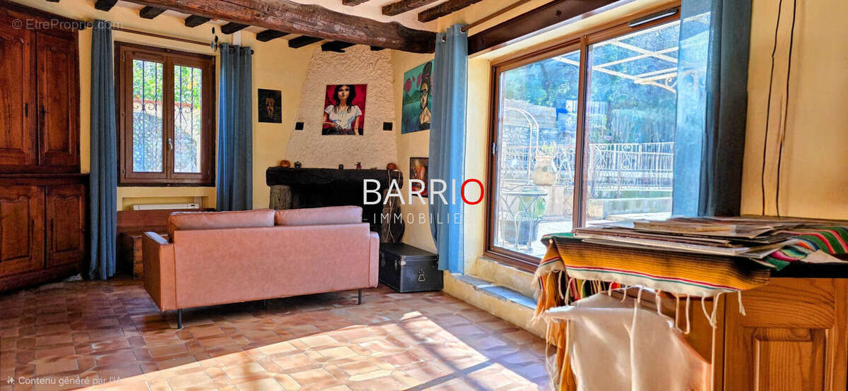 Maison à LAROQUE-DES-ALBERES