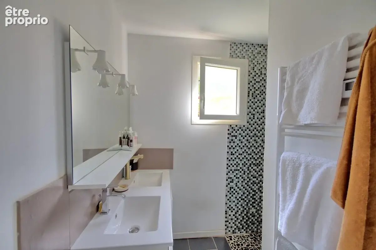 Maison 5 pièces 101 m² à vendre à Bongheat (63160) - photo 9