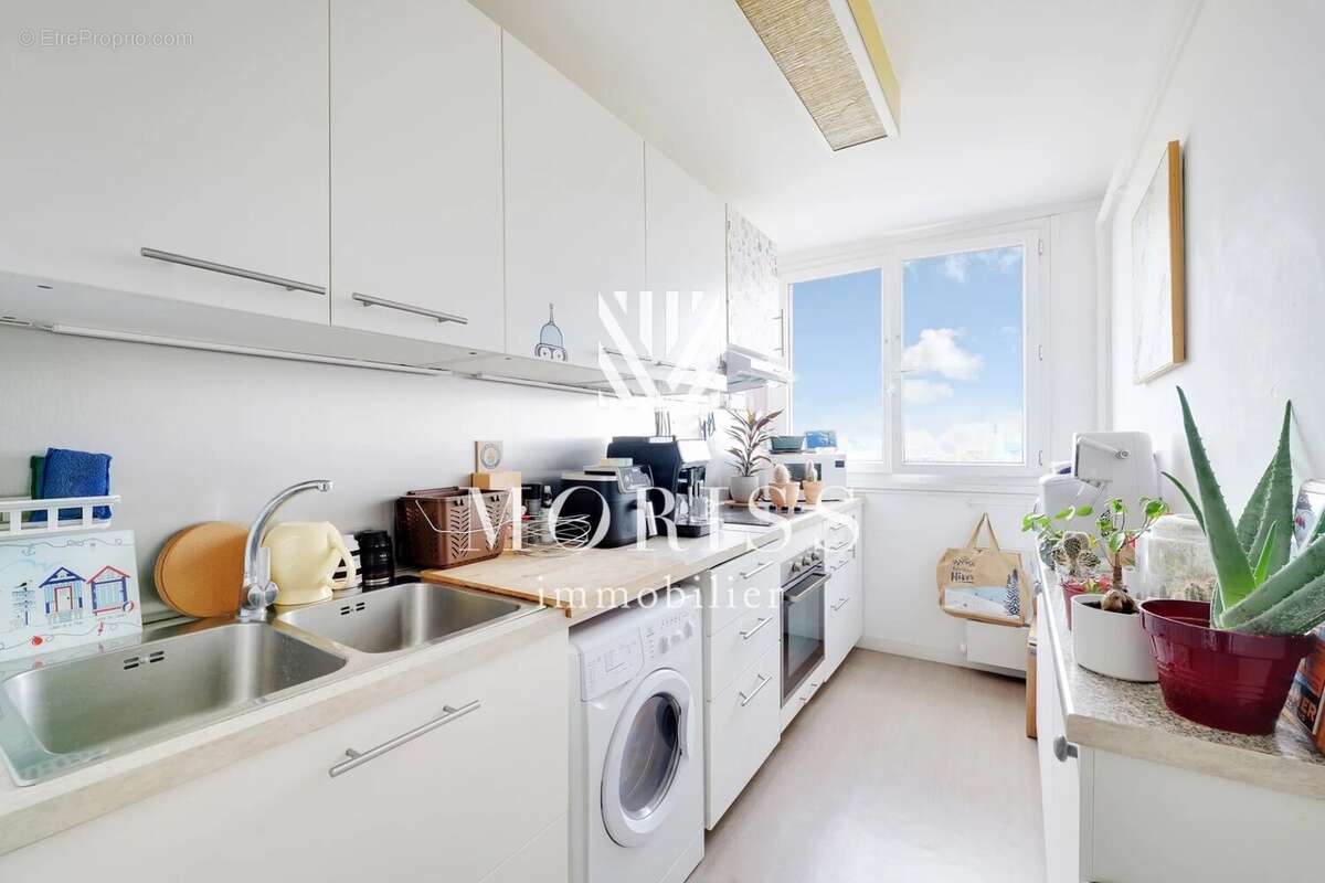 Appartement à ISSY-LES-MOULINEAUX