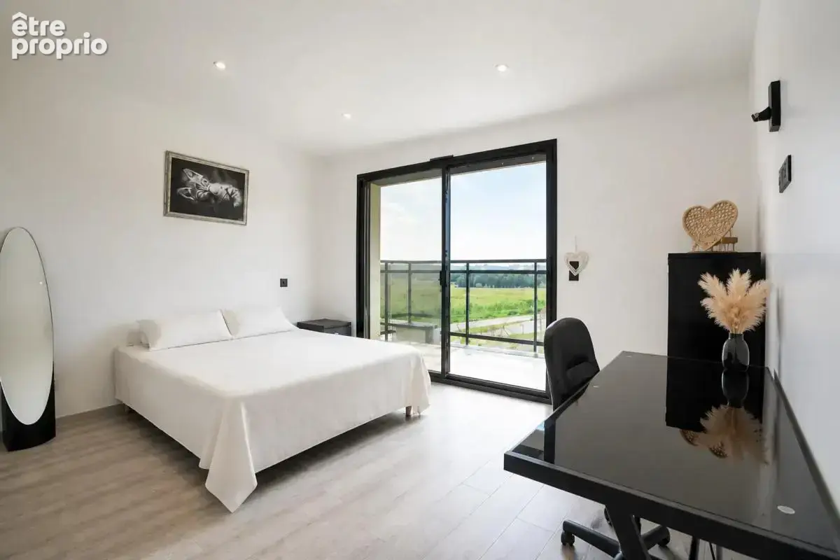 Maison de 8 pièces de 210 m² à Orthez - photo 7